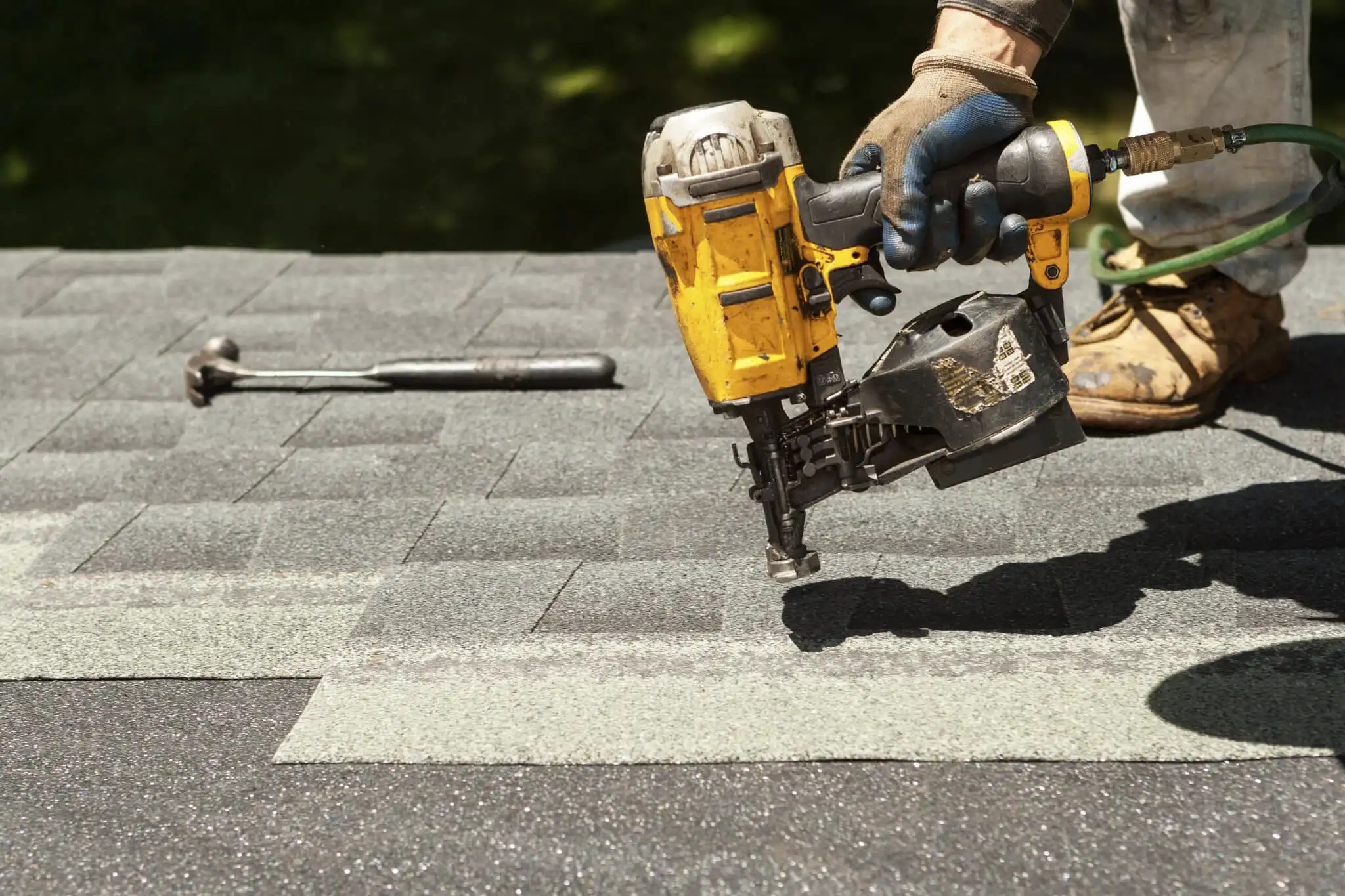 When Leaks Strike: Emergency Commercial Roof Repairs in NJ & How to Minimize Losses
